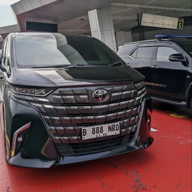 Sewa Alphard Jakarta Dengan Driver